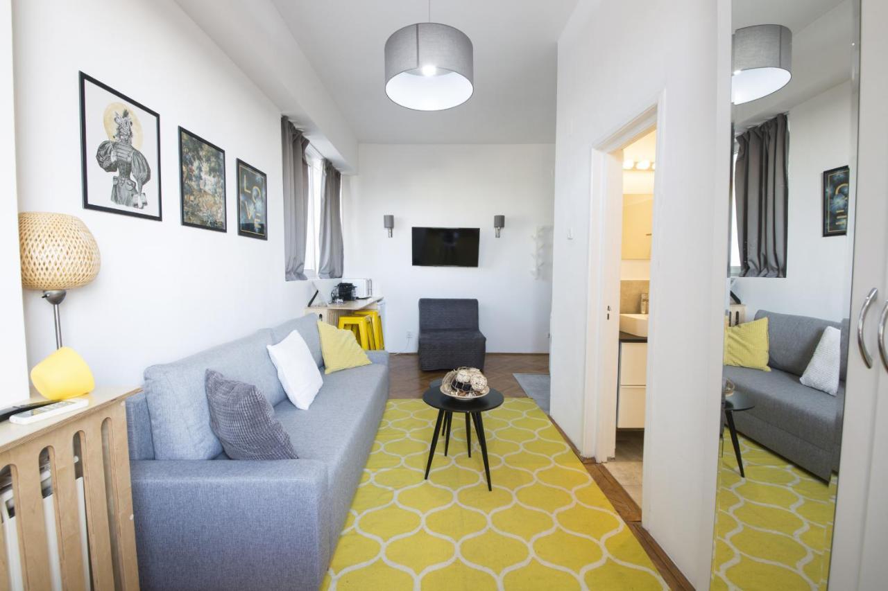 Unirii Center Apartments By Olala Homes Бухарест Экстерьер фото