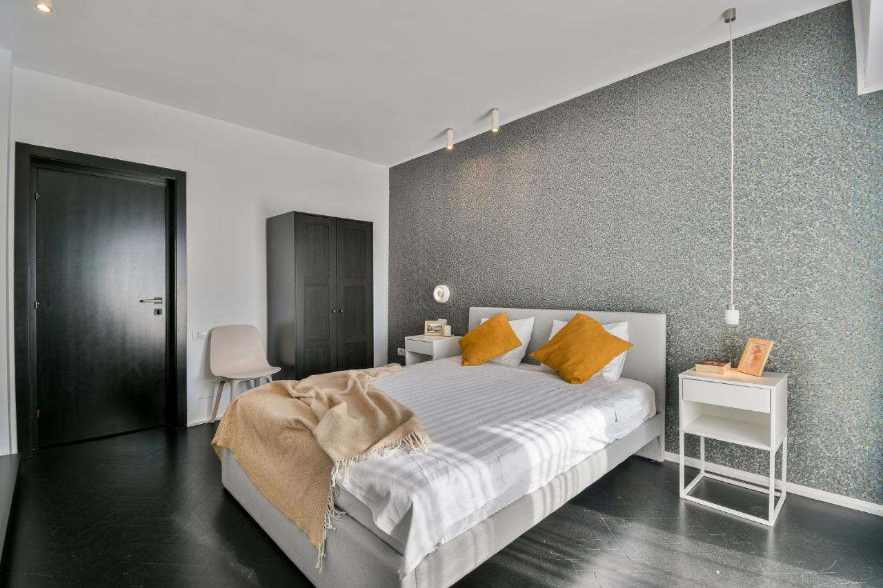 Unirii Center Apartments By Olala Homes Бухарест Экстерьер фото